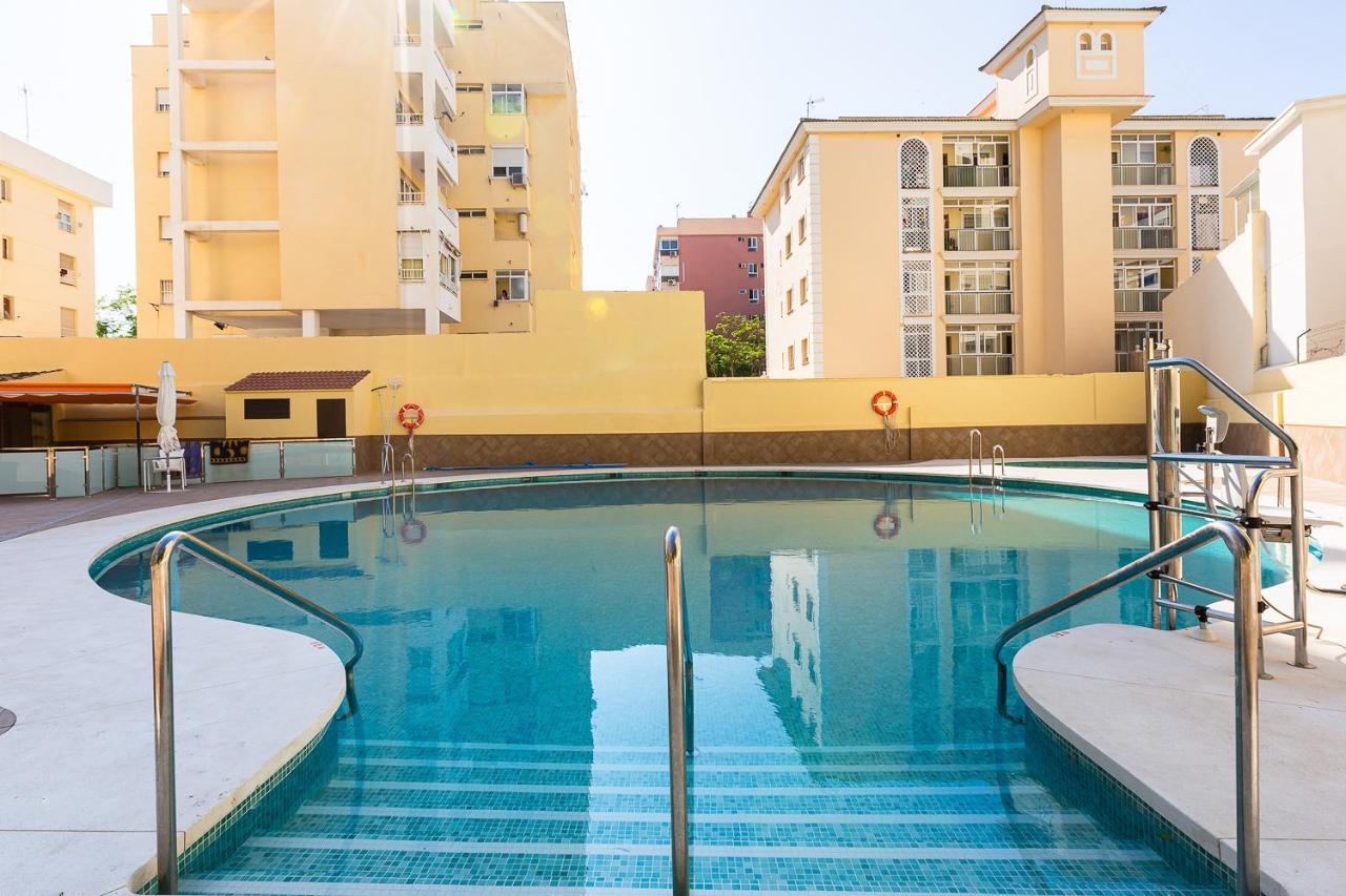 Ver621 - Estudio Con Vistas Al Mar, Wifi, Piscina, Centro A 100 Metros, Playa A 600 Metros Torremolinos Ngoại thất bức ảnh
